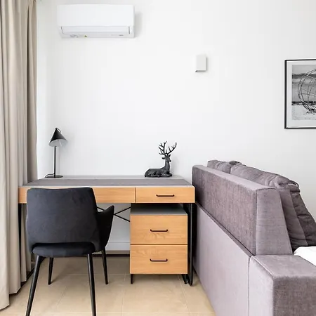 Sierpinskiego 1a - With Balcony & Desk - Remote Work By Renters Apartment *