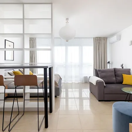 Sierpinskiego 1a - With Balcony & Desk - Remote Work By Renters